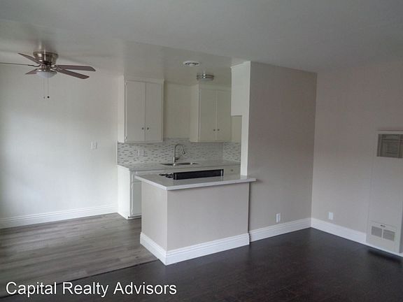 4th image of 1445 E 4th St #32