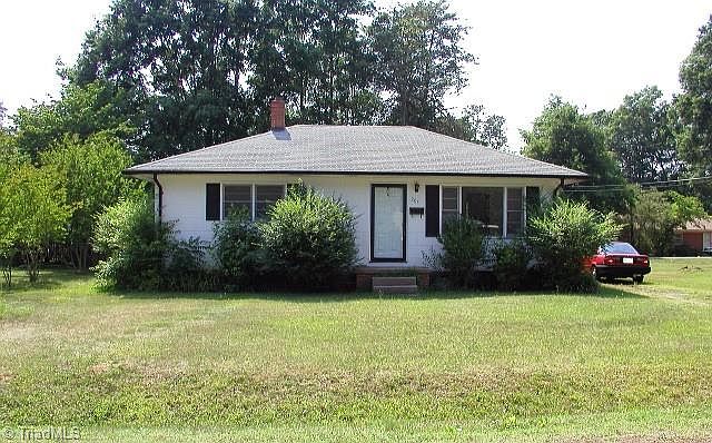 1st image of 204 West St