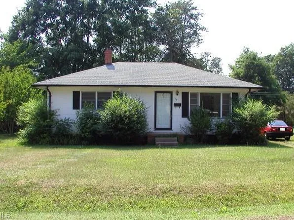 204 West St, Mebane, NC 27302