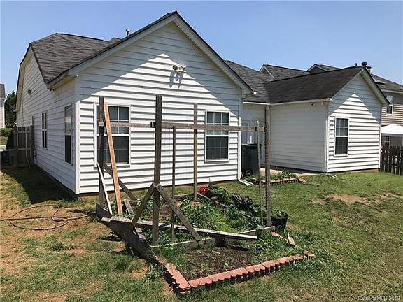 5th image of 4912 Stowe Derby Dr