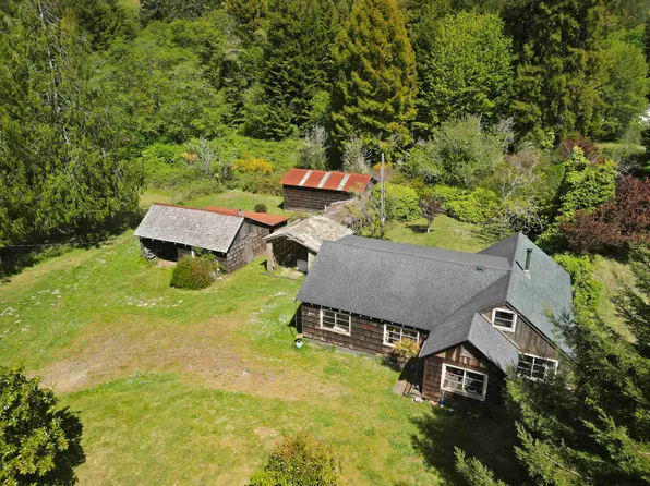 9511 Us Highway 101 Hwy N, Smith River, CA 95567