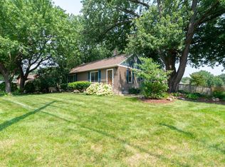 1663 Long Lake Rd, New Brighton, MN 55112