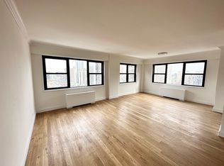 305 E 86th St #19NE, New York, NY 10028