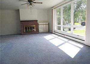 2nd image of 31 Cottonwood Dr