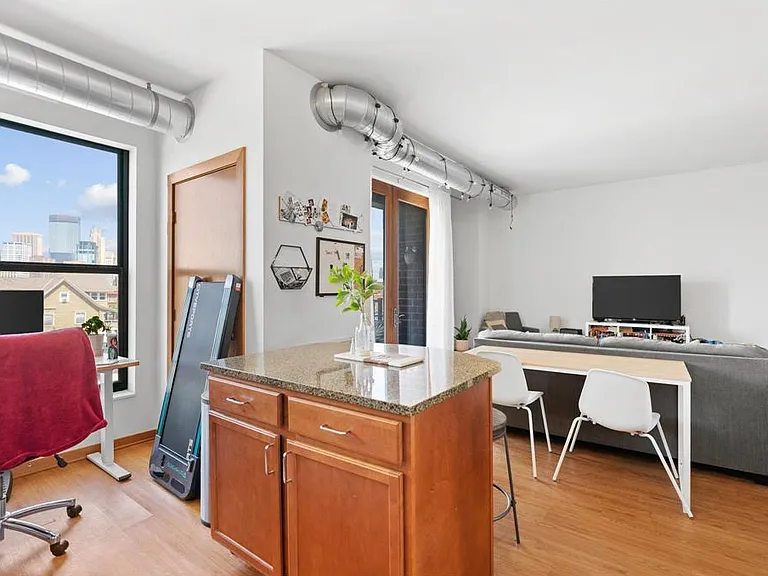 15 E Franklin Ave — Photo 10