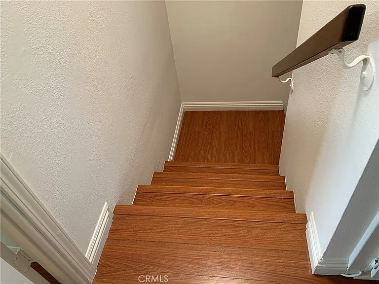 10221 White Oak Ave #1 — Photo 11