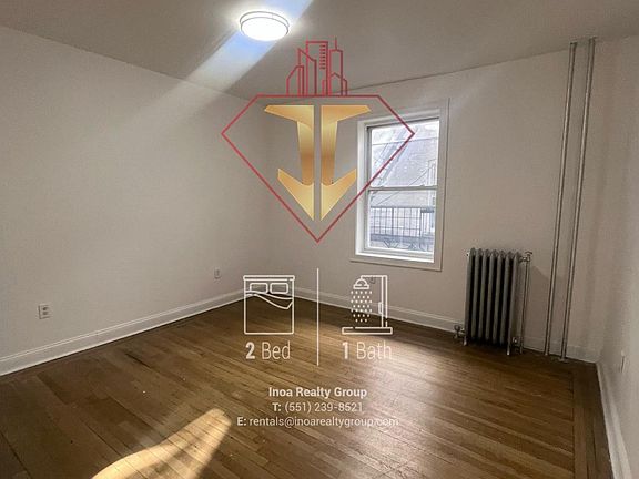5th image of 11 Gifford Ave APT 4D