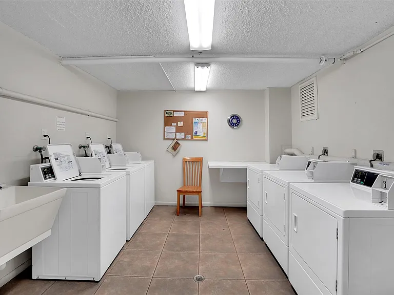 301 Croton Ave #302 — Photo 26