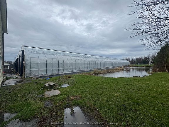2nd image of 342 Mountain Rd