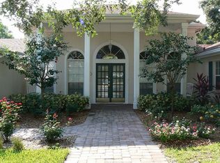 4740 Country Manor Dr, Sarasota, FL 34233