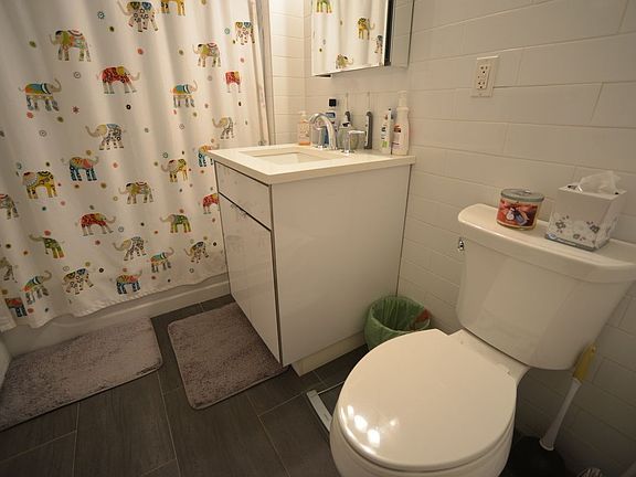 4th image of 38-01 31st Ave #333C