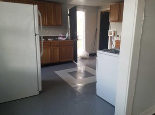 9 Summit St #1, Waterbury, CT 06708