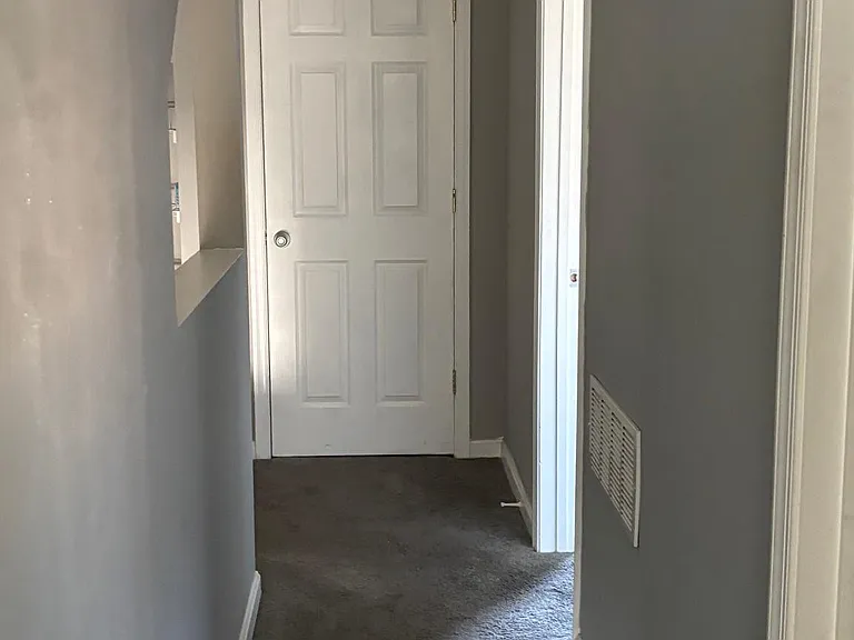 1612 W Lexington St — Photo 6