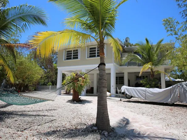 202 Navajo St, Plantation Key, FL 33036