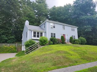 32 Latura St, Shrewsbury, MA 01545