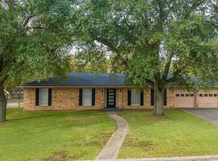 1709 Buckner Dr, Longview, TX 75604