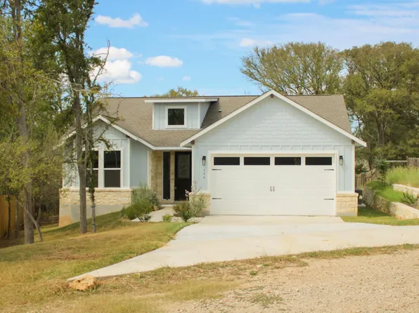 106 Halawa Ct, Bastrop, TX 78602