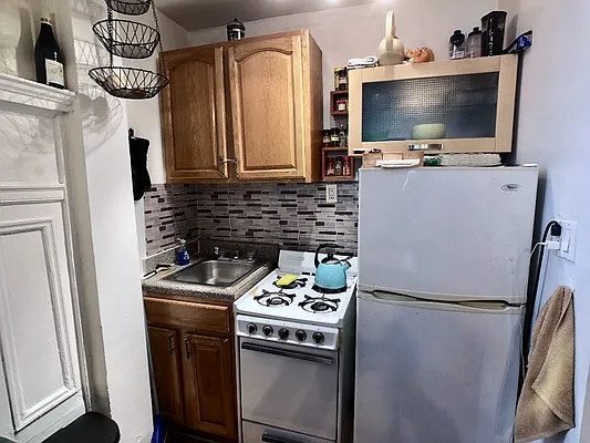 Rented by Sovereign Associates | media 13