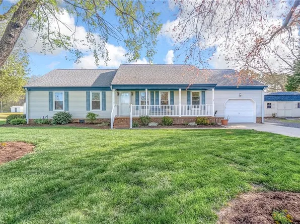 109 Streamdale Ct, Moyock, NC 27958