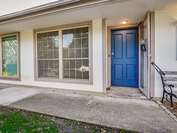 4th image of 13702 Flagstone Ln