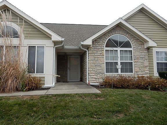 2nd image of 7416 Chapel Villas Dr