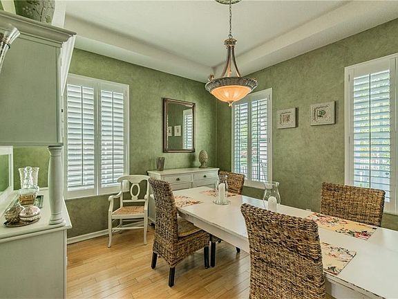 5th image of 10405 Green Links Dr