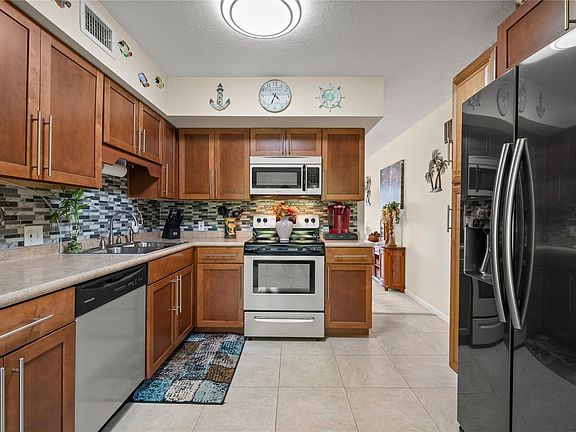 5th image of 2460 Canadian Way APT 66