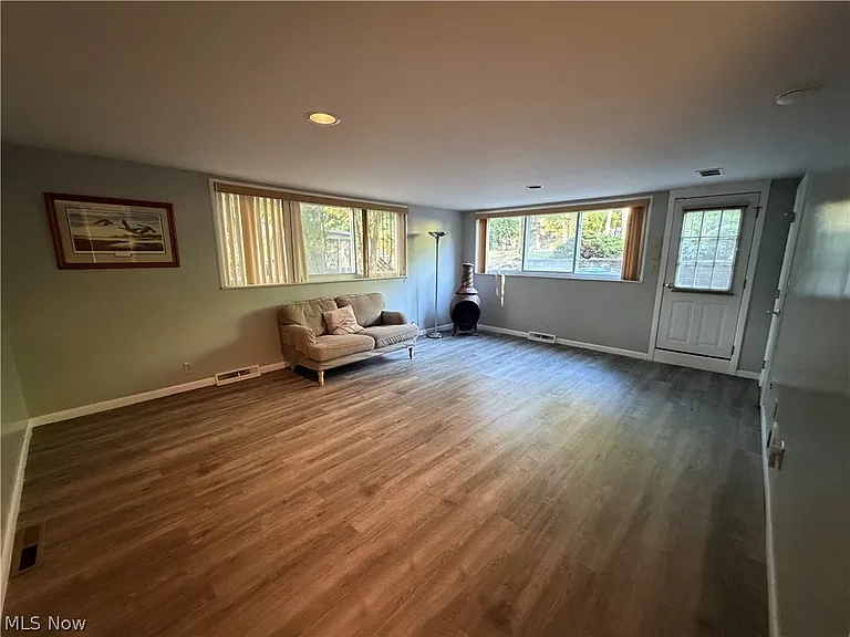 2455 Buckhurst Dr — Photo 22