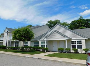 465 New Hwy APT A18, Copiague, NY 11726