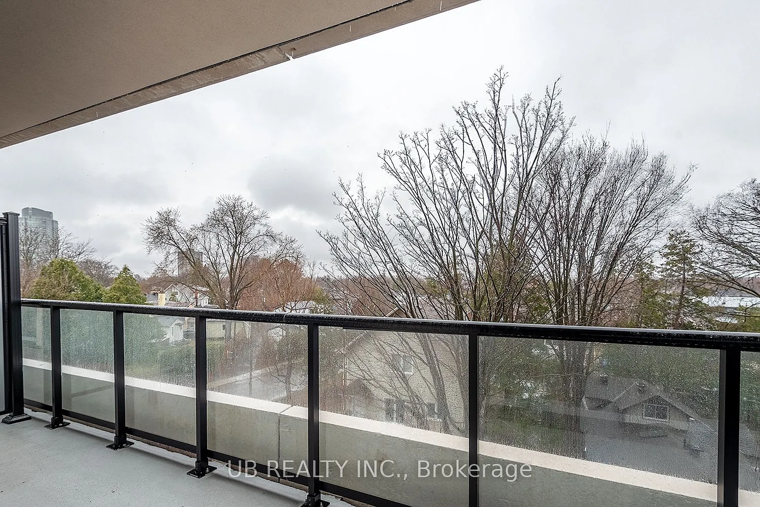 2 bed, $7,373 — Photo 4