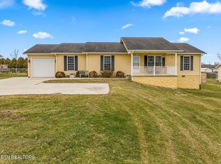 1035 Cook Rd, Crossville, TN 38555