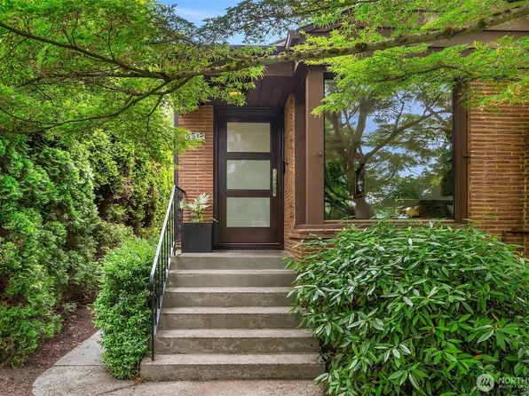 6512 44th Avenue NE, Seattle, WA 98115