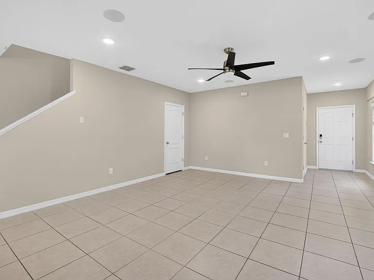 4718 Spatter Dock St #D — Photo 7