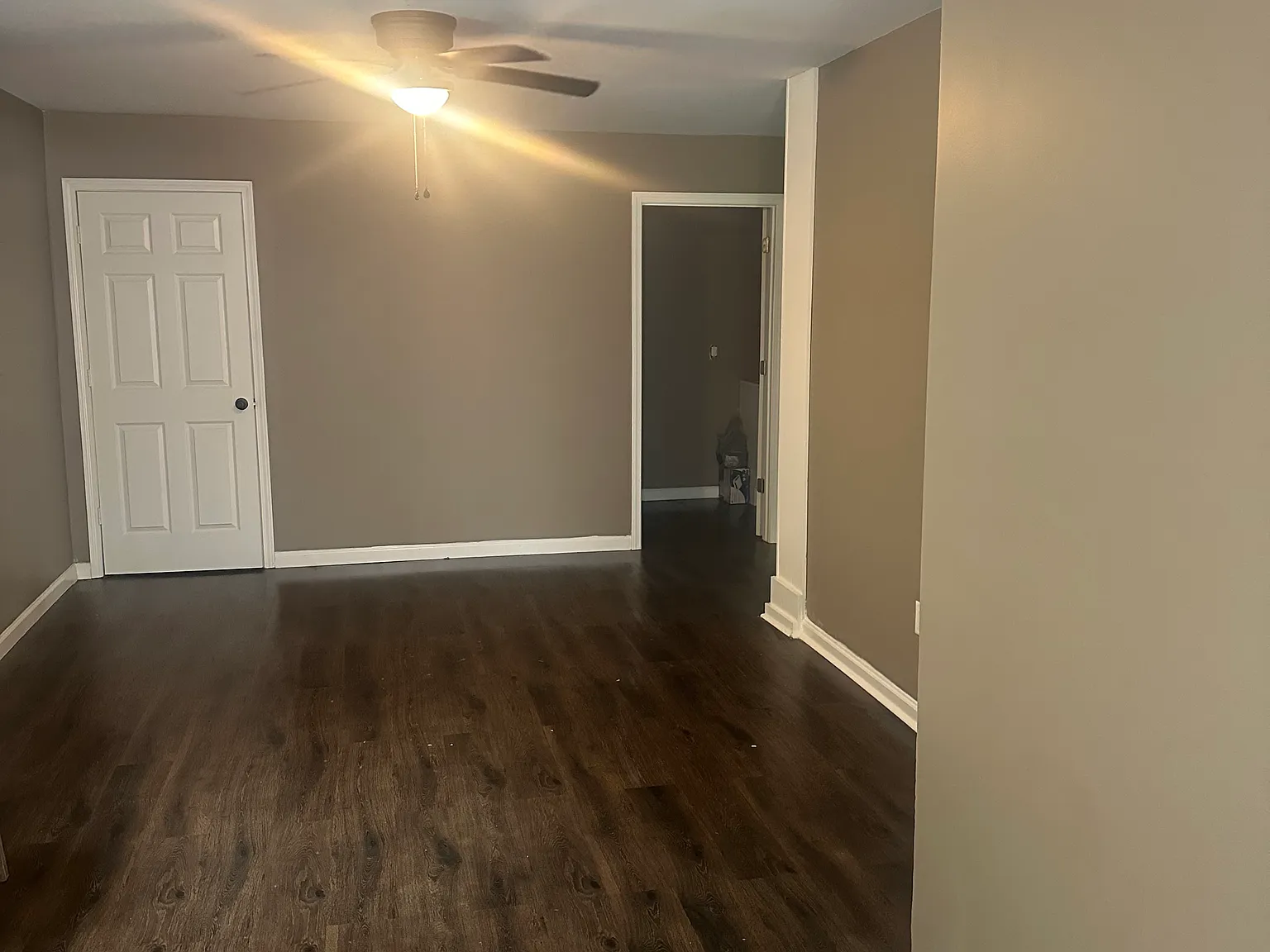 2 bed, 1200 sqft, $1,000 — Photo 3