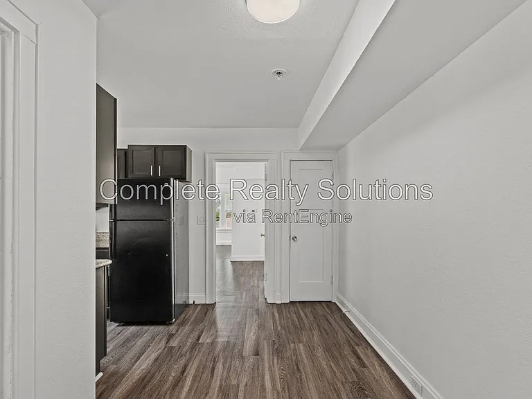 119 Eichelberger St #2E — Photo 16