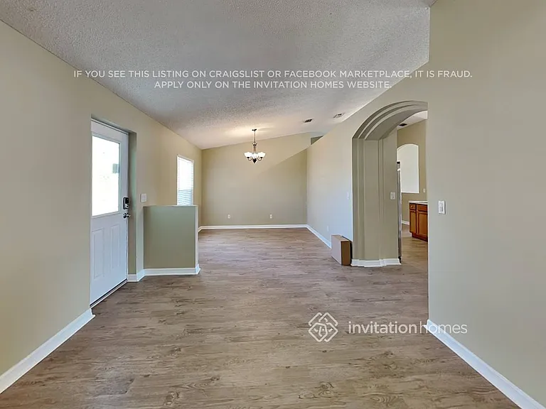 1712 Laramie Cir — Photo 4