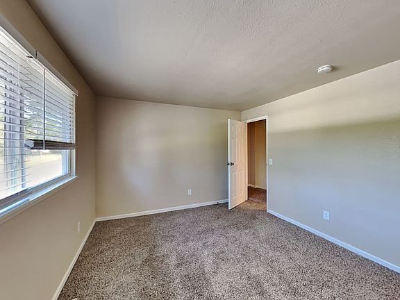 4th image of 2647 SW 351st St