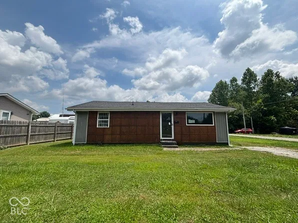 1009 N Church St, Austin, IN 47102