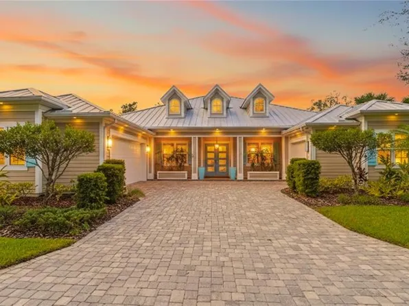 4 Flagship Ct, Palm Coast, FL 32137