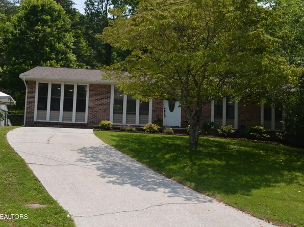 6401 Chevas Cir, Knoxville, TN 37918
