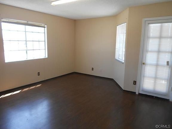 5th image of 9412 Cedar St Unit A