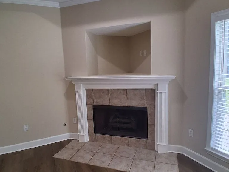 9950 Meadowood Dr — Photo 8