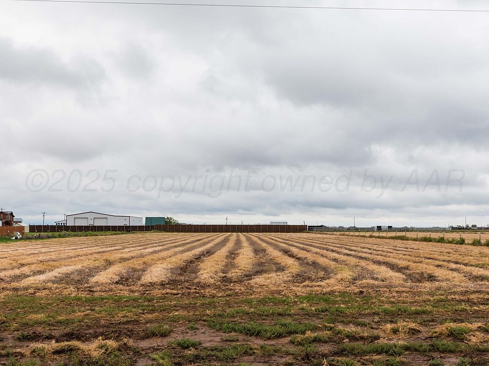 2nd image of 12892 W Rockwell Rd
