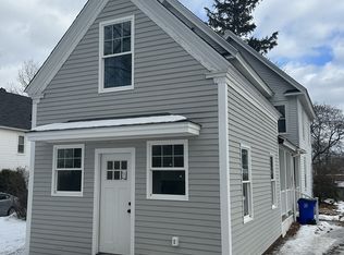 32 Union St #4, Exeter, NH 03833