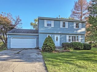 3724 Cherry Hill Dr, Crown Point, IN 46307