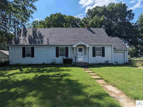 517 N Price Ln, Clinton, MO 64735