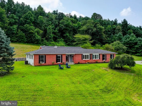 3799 Brothers Delight Dr, Manchester, MD 21102