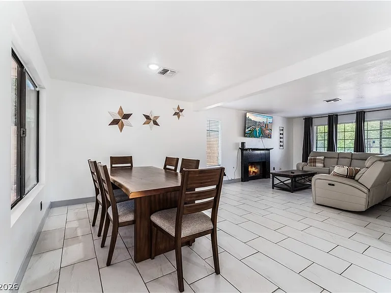9005 Feather River Ct — Photo 9