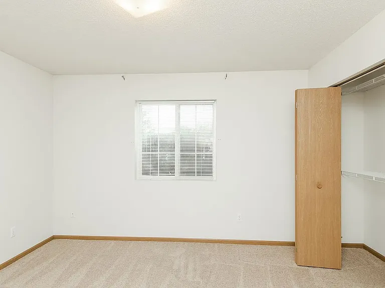 2586 Rushmore Dr #2586 — Photo 2