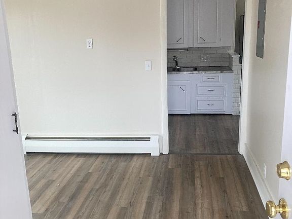 3rd image of 10 Pinette Ave APT 2